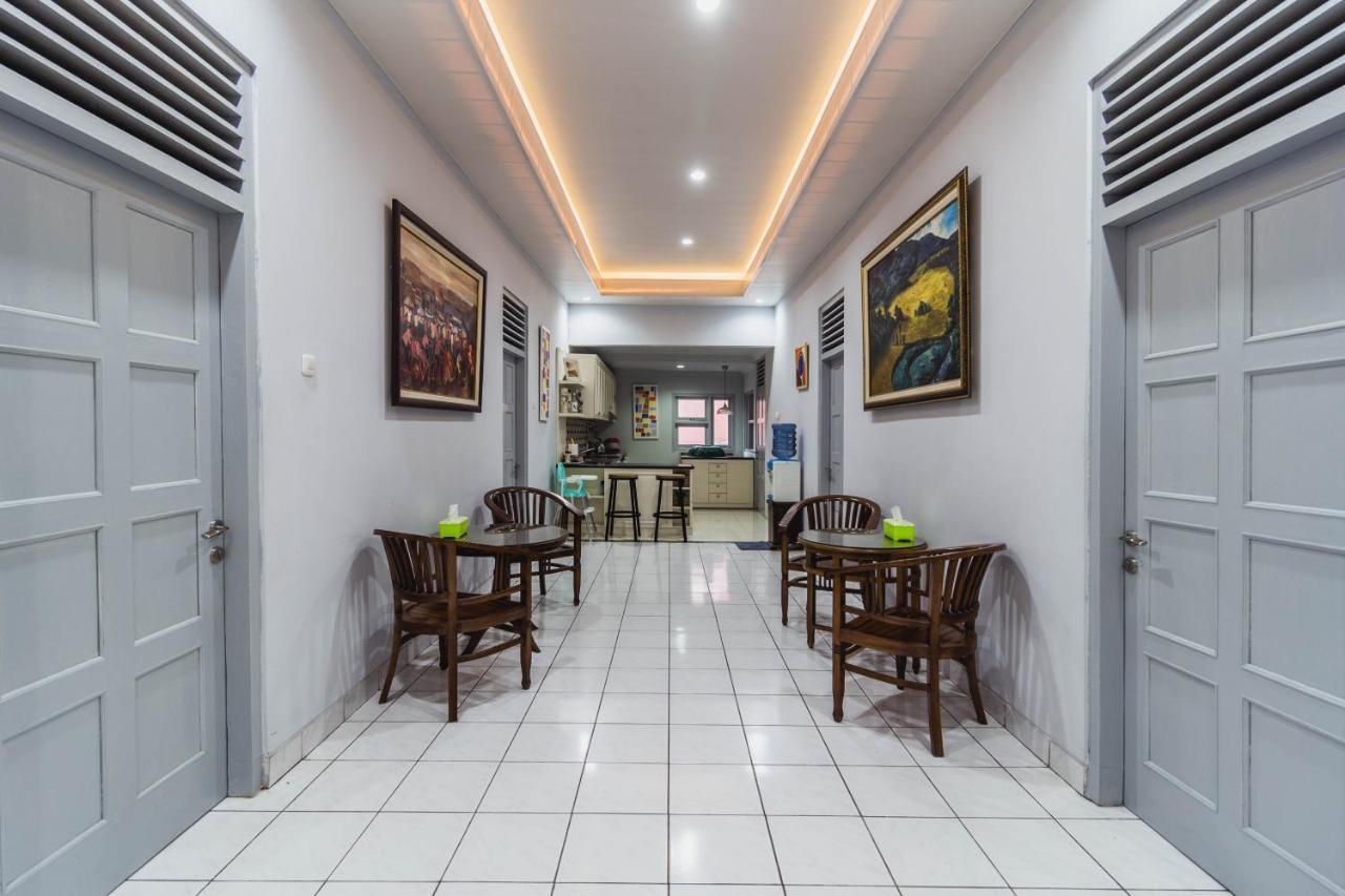 Ndalem Sarengat Apartment Yogyakarta Exterior photo
